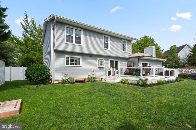 1307 BOULDER CREST CT, Herndon, VA 20170