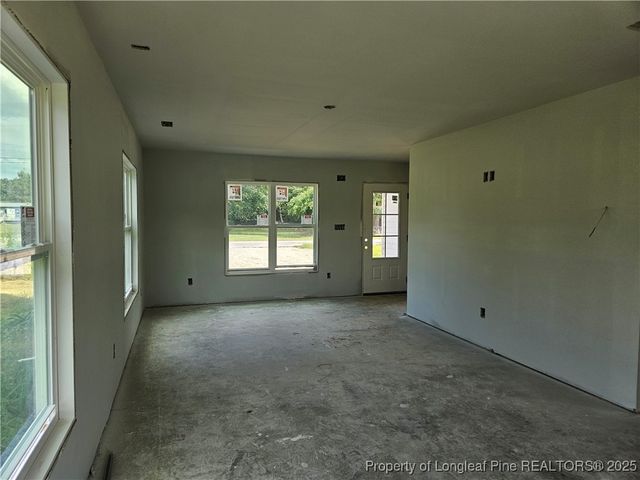 3542 Camden Road Ext, Fayetteville, NC 28306