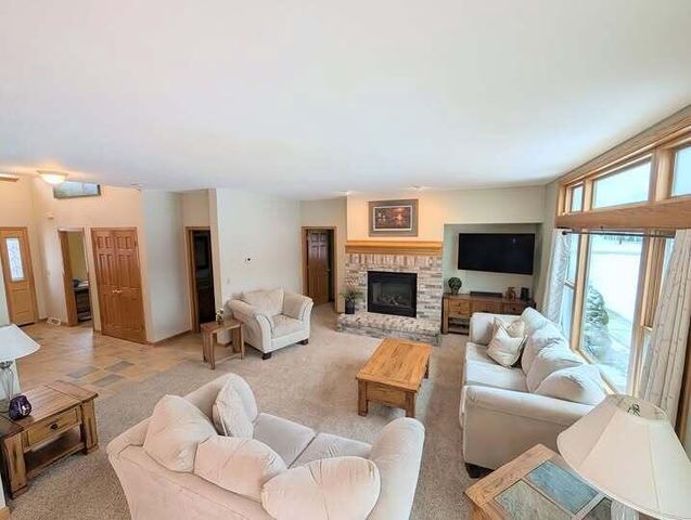 N108W14895 Bel Aire LANE, Germantown, WI 53022