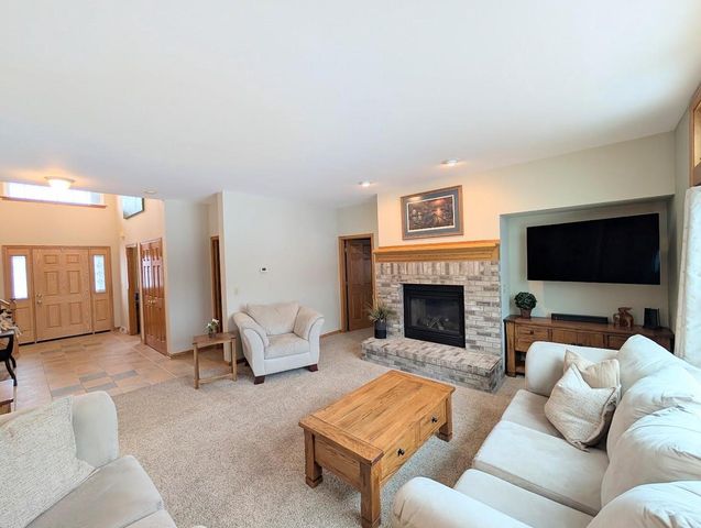 N108W14895 Bel Aire LANE, Germantown, WI 53022