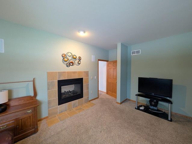 N108W14895 Bel Aire LANE, Germantown, WI 53022