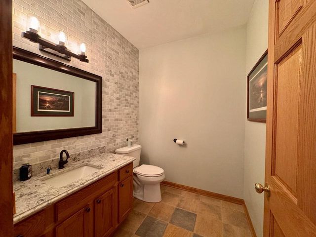 N108W14895 Bel Aire LANE, Germantown, WI 53022