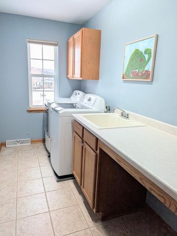 N108W14895 Bel Aire LANE, Germantown, WI 53022