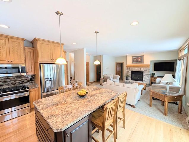 N108W14895 Bel Aire LANE, Germantown, WI 53022