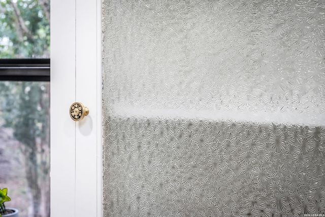 515 E MOUNTAIN ST, Seguin, TX 78155