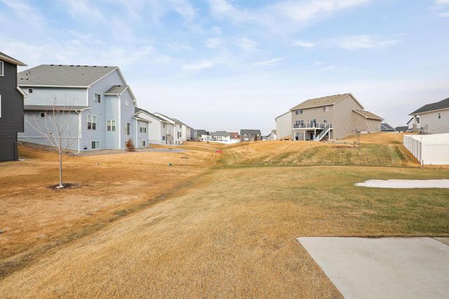 7107 184th Street W, Lakeville, MN 55044