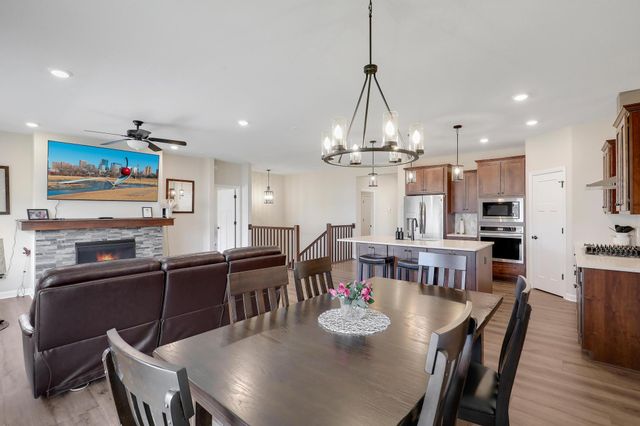 7107 184th Street W, Lakeville, MN 55044