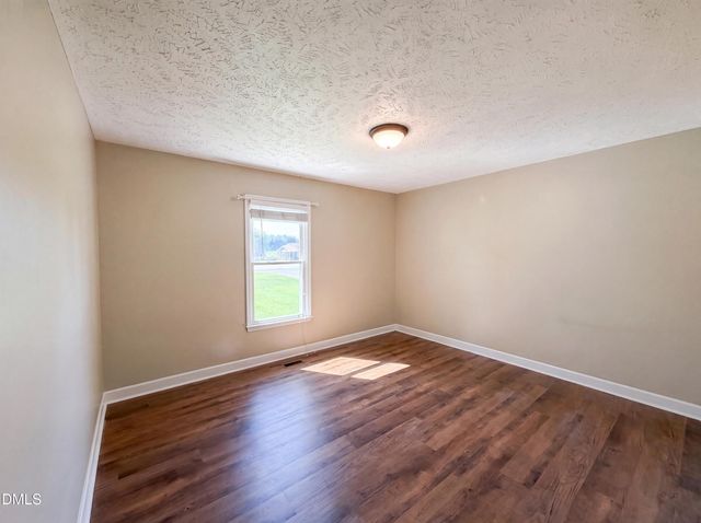 3043 Tom Geddie Road, Eastover, NC 28312