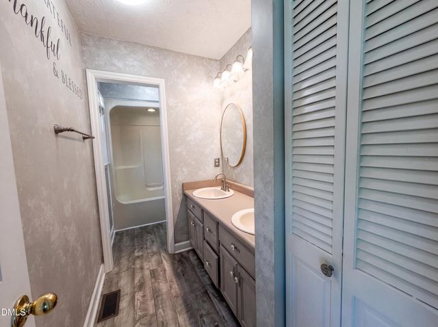 3043 Tom Geddie Road, Eastover, NC 28312