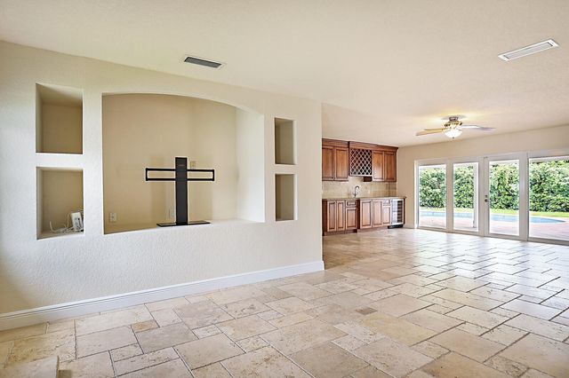 5110 NE 30th Avenue NE, Lighthouse Point, FL 33064
