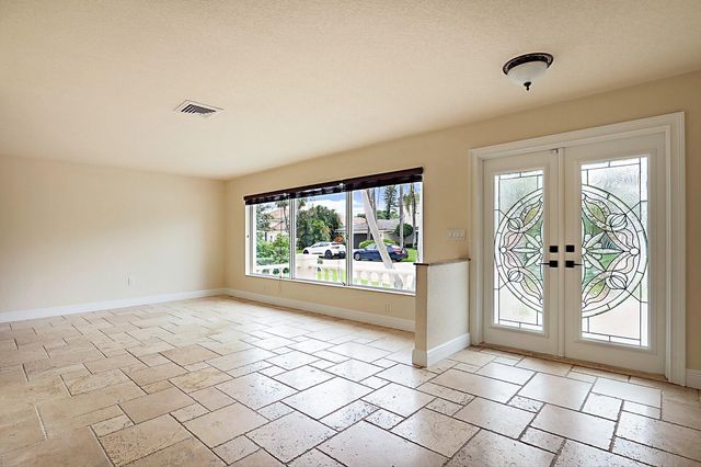 5110 NE 30th Avenue NE, Lighthouse Point, FL 33064