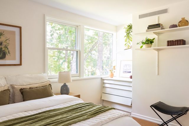 102 The Valley Rd, Concord, MA 01742