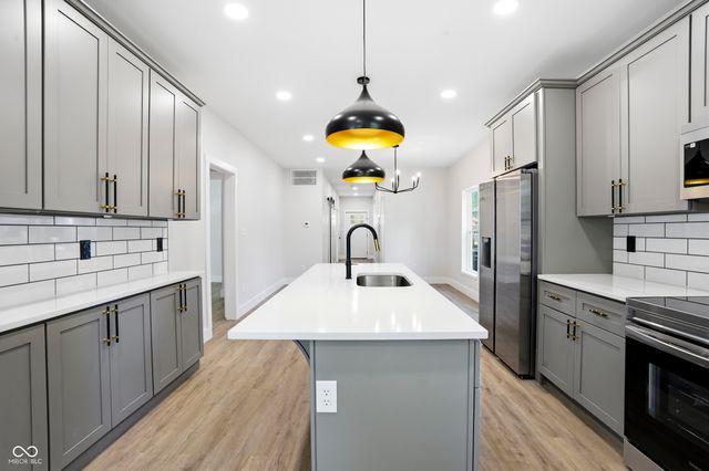 4623 Rookwood Avenue, Indianapolis, IN 46208