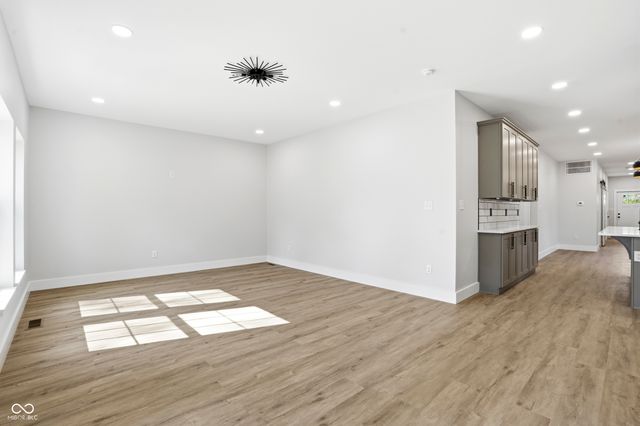 4623 Rookwood Avenue, Indianapolis, IN 46208