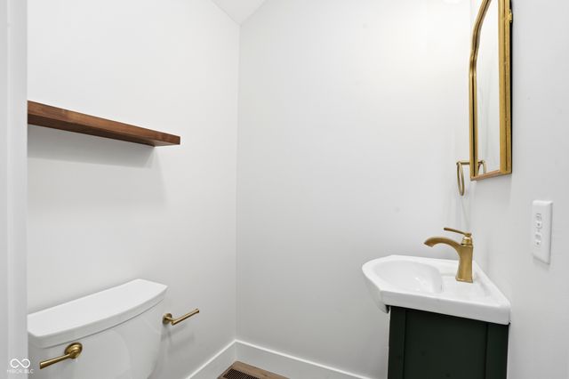 4623 Rookwood Avenue, Indianapolis, IN 46208