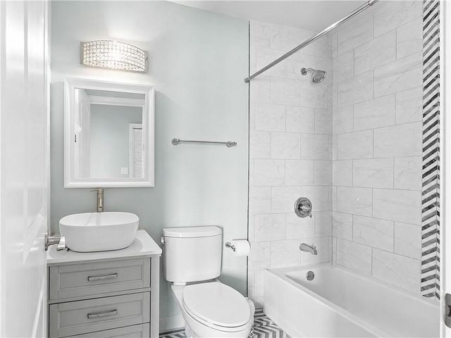 2161 Peachtree Road NE, Atlanta, GA 30309