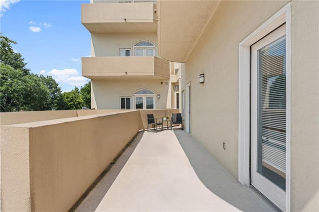 2161 Peachtree Road NE, Atlanta, GA 30309