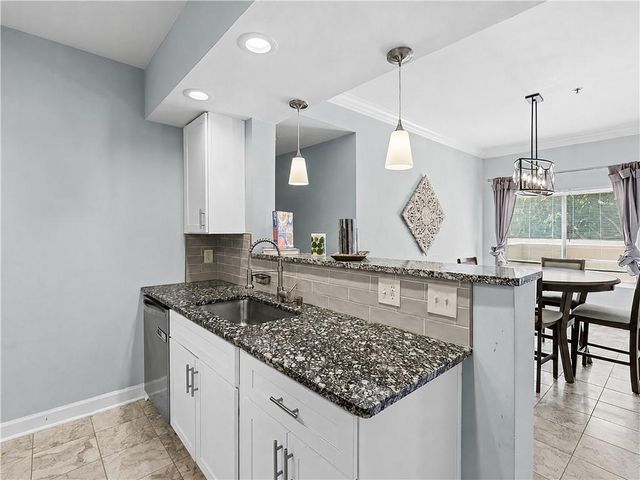 2161 Peachtree Road NE, Atlanta, GA 30309