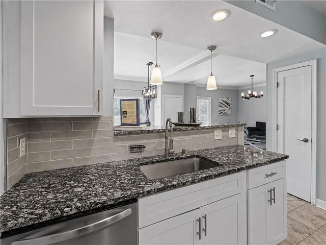 2161 Peachtree Road NE, Atlanta, GA 30309