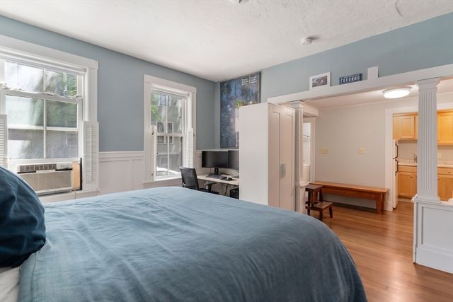 12 Monument Avenue 1, Boston, MA 02129