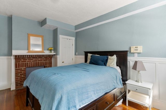 12 Monument Avenue 1, Boston, MA 02129