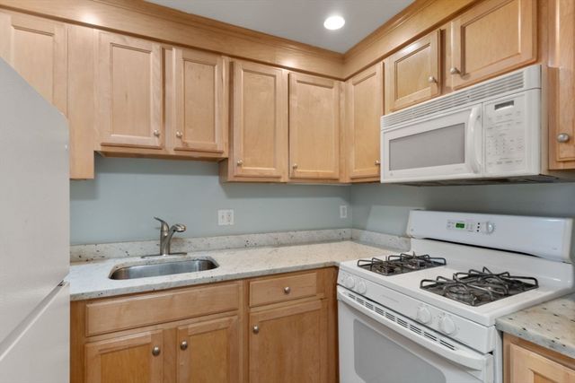 12 Monument Avenue 1, Boston, MA 02129
