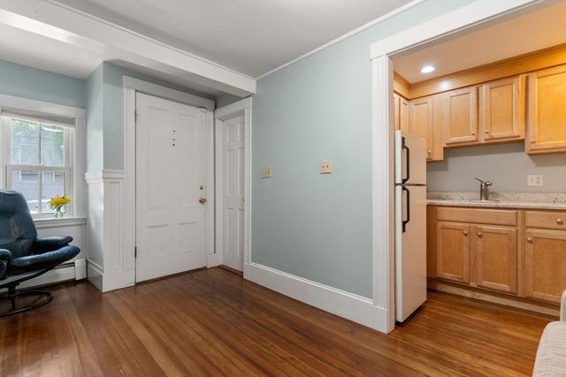 12 Monument Avenue 1, Boston, MA 02129