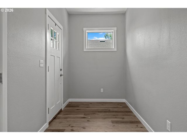 5725 Sw LOMBARD Ave, Beaverton, OR 97005