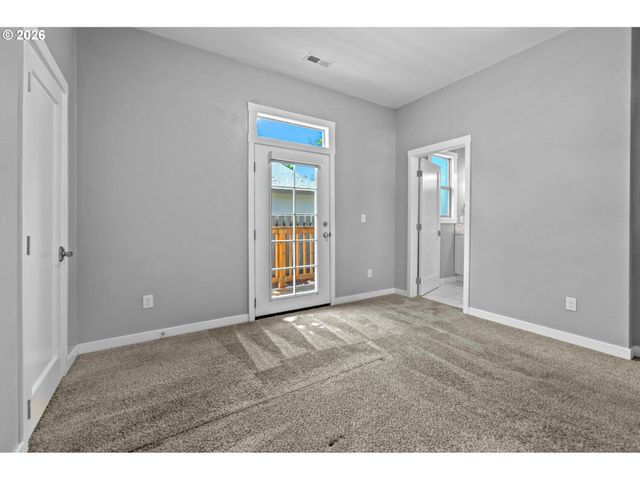5725 Sw LOMBARD Ave, Beaverton, OR 97005