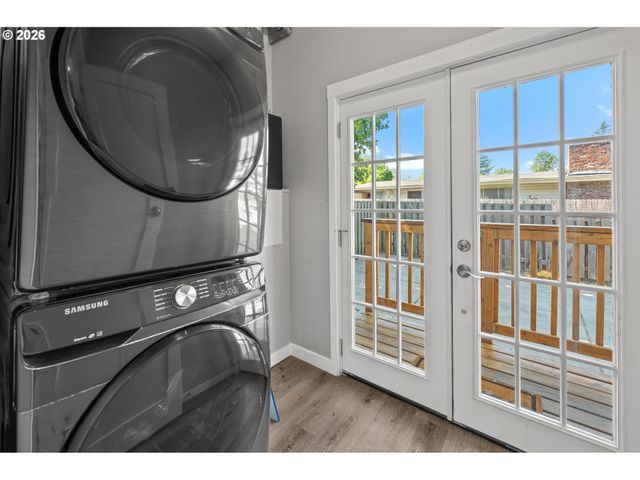 5725 Sw LOMBARD Ave, Beaverton, OR 97005