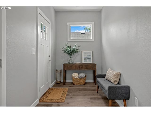 5725 Sw LOMBARD Ave, Beaverton, OR 97005