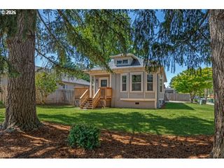 5725 Sw LOMBARD Ave, Beaverton, OR 97005