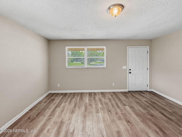 5233 DALLEN LEA Drive, Jacksonville, FL 32208