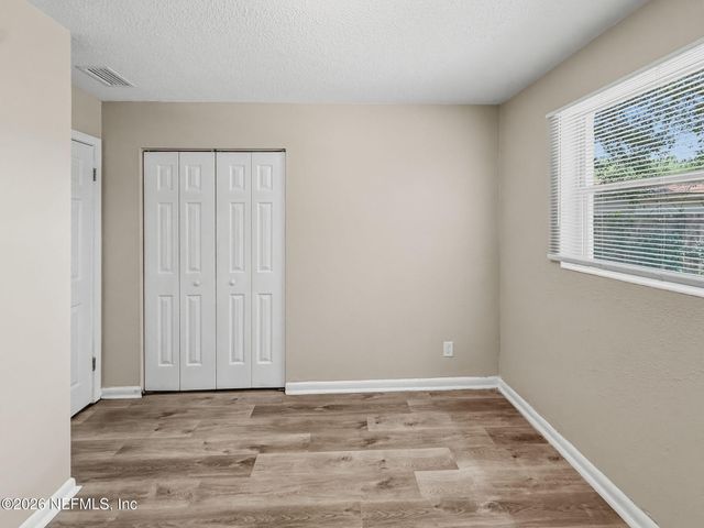 5233 DALLEN LEA Drive, Jacksonville, FL 32208