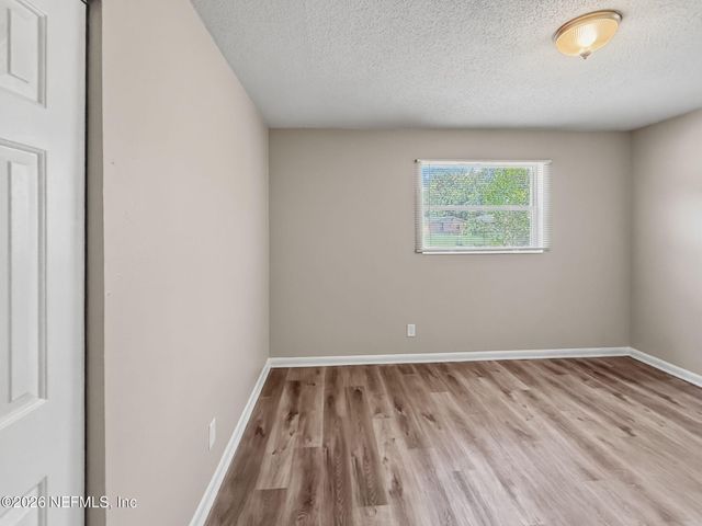 5233 DALLEN LEA Drive, Jacksonville, FL 32208