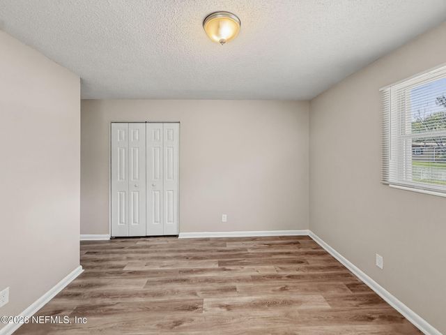 5233 DALLEN LEA Drive, Jacksonville, FL 32208