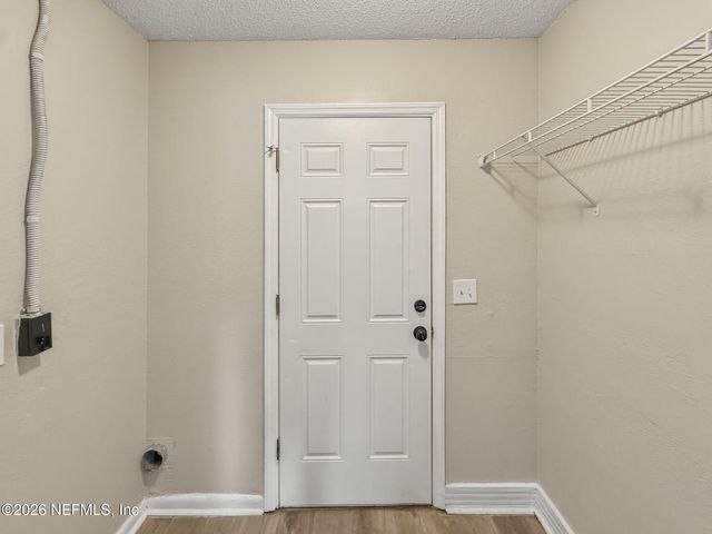 5233 DALLEN LEA Drive, Jacksonville, FL 32208
