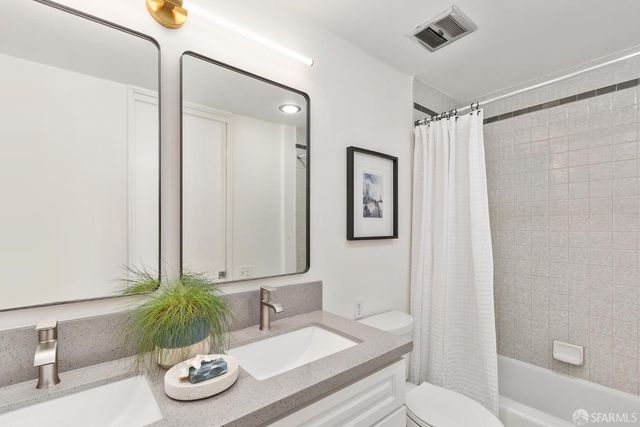 5004 Diamond Heights Boulevard, San Francisco, CA 94131