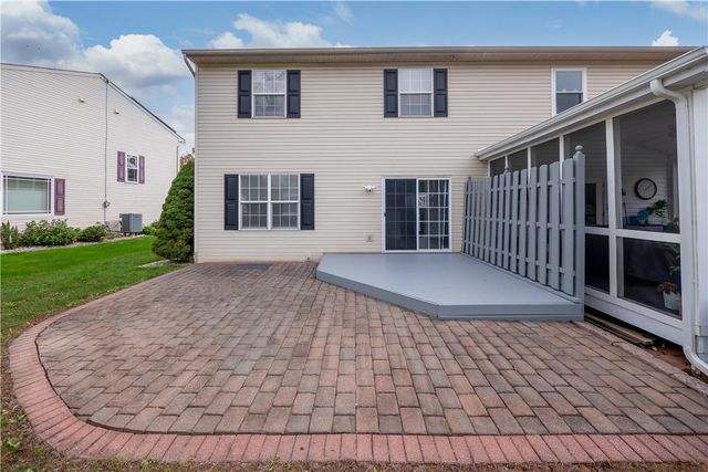 43 Olde Penn Drive, Easton, PA 18045