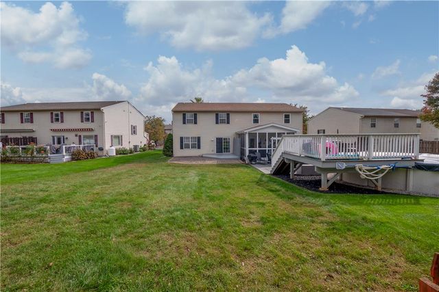43 Olde Penn Drive, Easton, PA 18045