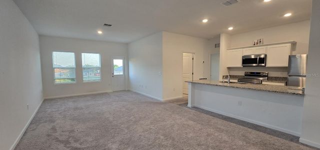 452 HENNEPIN LOOP, Lake Wales, FL 33898