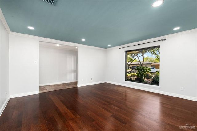 1500 Marigold Avenue, Mcallen, TX 78501