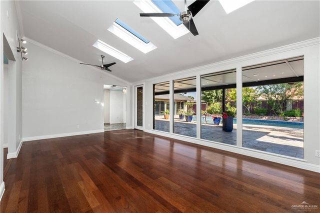 1500 Marigold Avenue, Mcallen, TX 78501