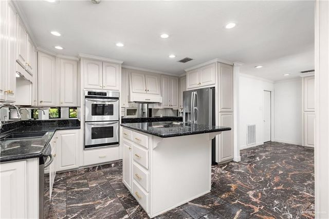 1500 Marigold Avenue, Mcallen, TX 78501