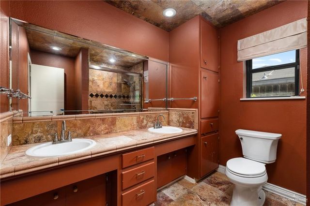 1500 Marigold Avenue, Mcallen, TX 78501