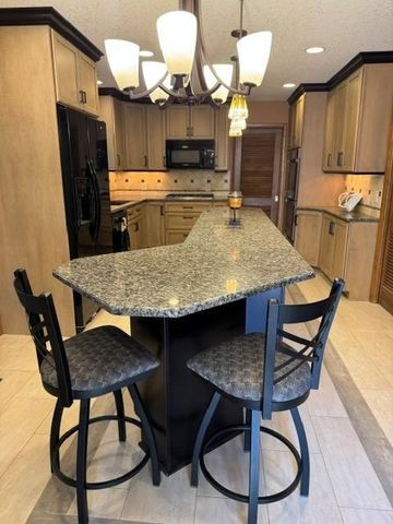 1665 5th Street NW, New Brighton, MN 55112