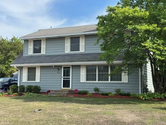 1665 5th Street NW, New Brighton, MN 55112