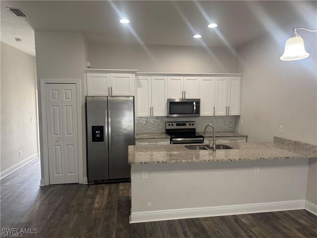 3414 Santa Barbara BLVD, Cape Coral, FL 33914