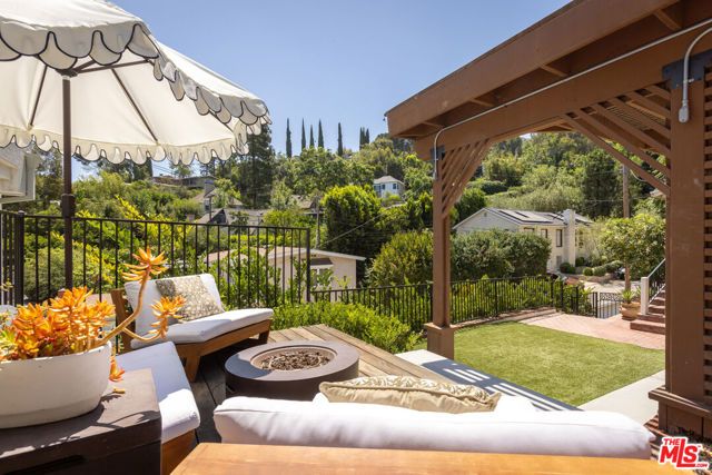 4069 Murietta Avenue, Sherman Oaks, CA 91423
