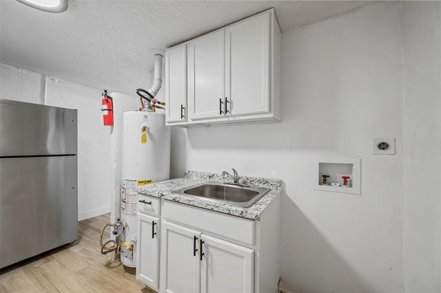 1914 Mcbroom Street 1, Dallas, TX 75212